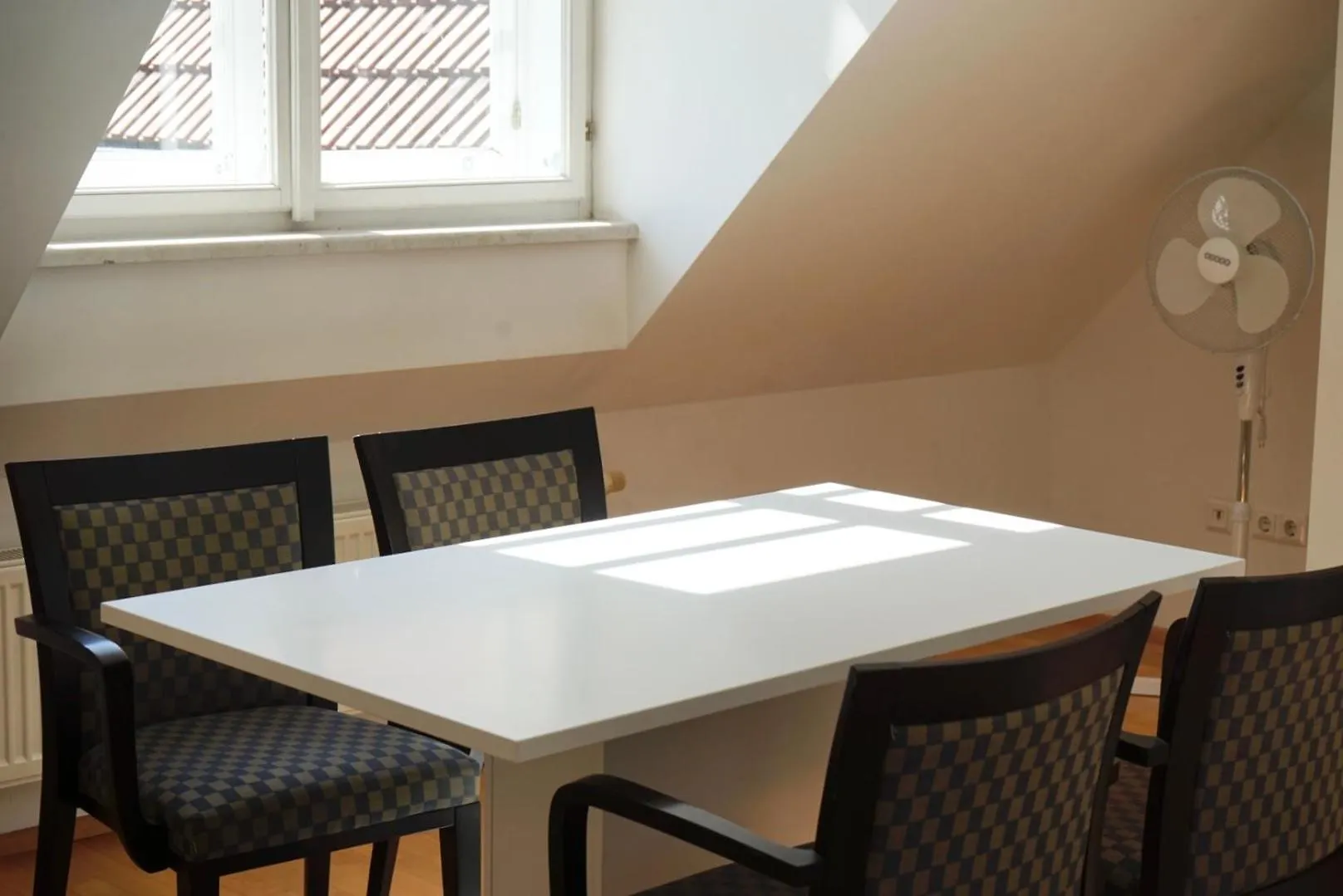 Norling Guest House Vienne Hotel